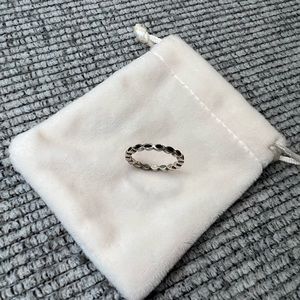 Pandora Ring